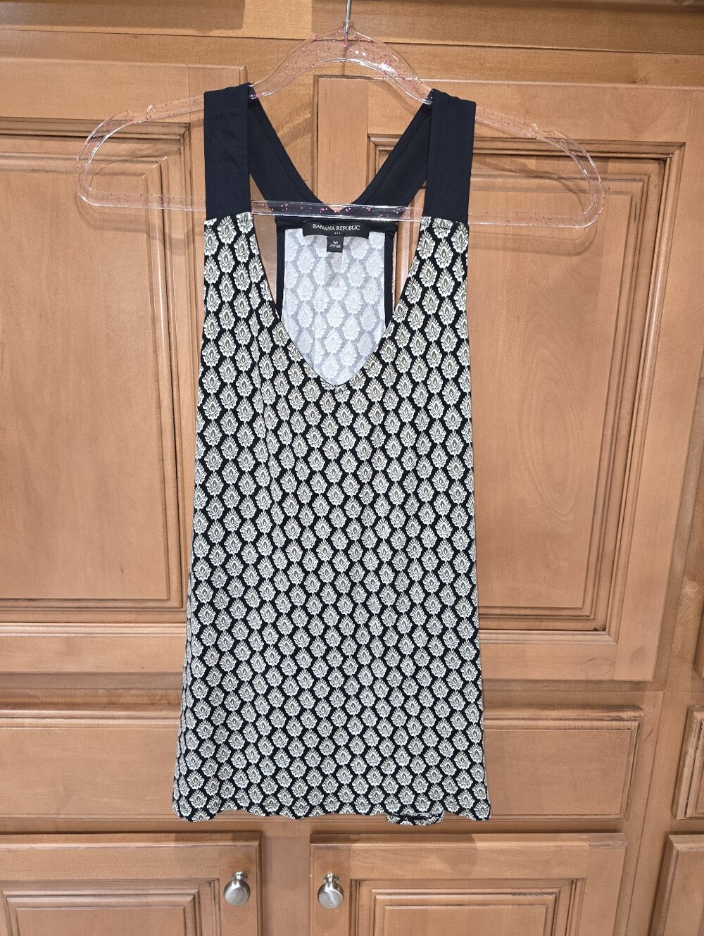 Banana Republic Black and White Printed Racerback Tank Size M